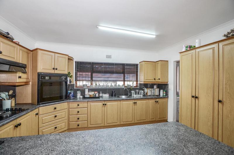 6 Bedroom Property for Sale in De Tijger Western Cape